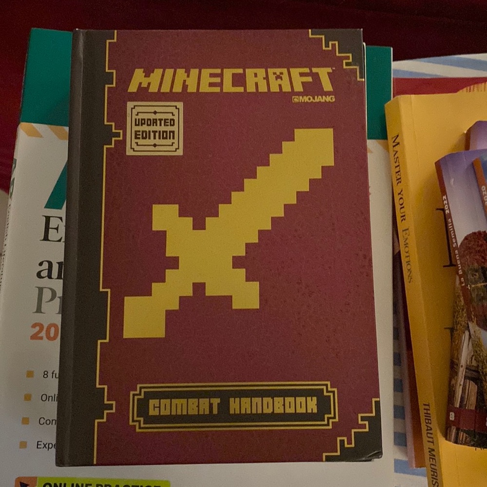 Minecraft mojang combat handbook